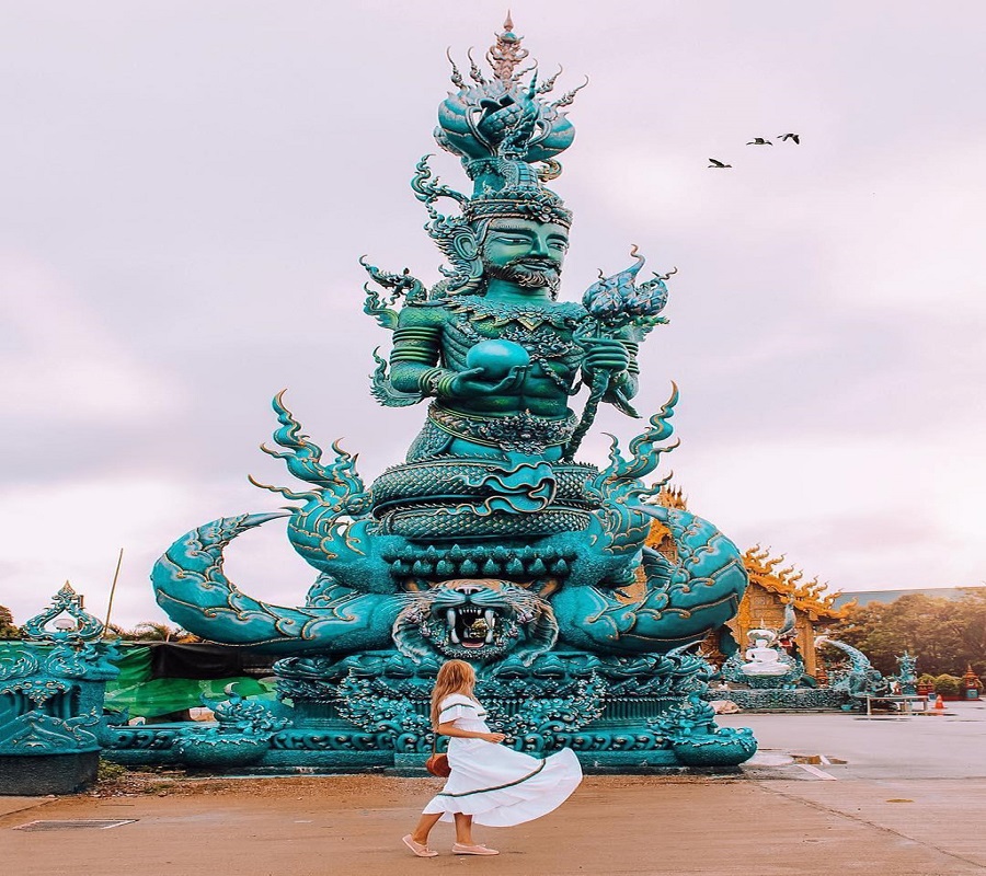 Check-in "sống ảo" tại ngôi chùa xanh dát vàng sang chảnh Check-in "sống ảo" tại ngôi chùa xanh dát vàng sang chảnh