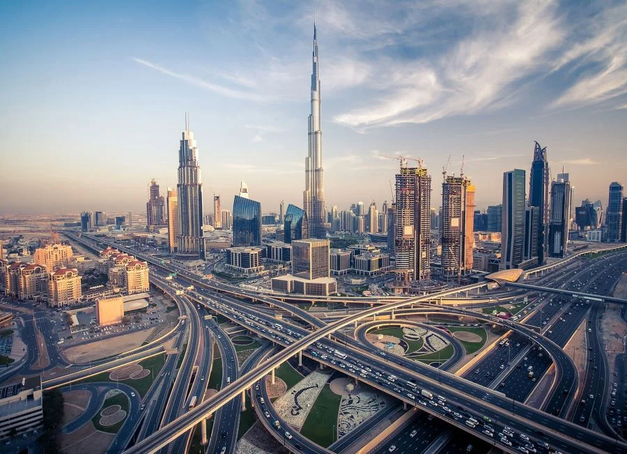 Bạn sẽ phải tốn kha khá chi phí cho việc tham quan, ăn uống và mua sắm tại Dubai