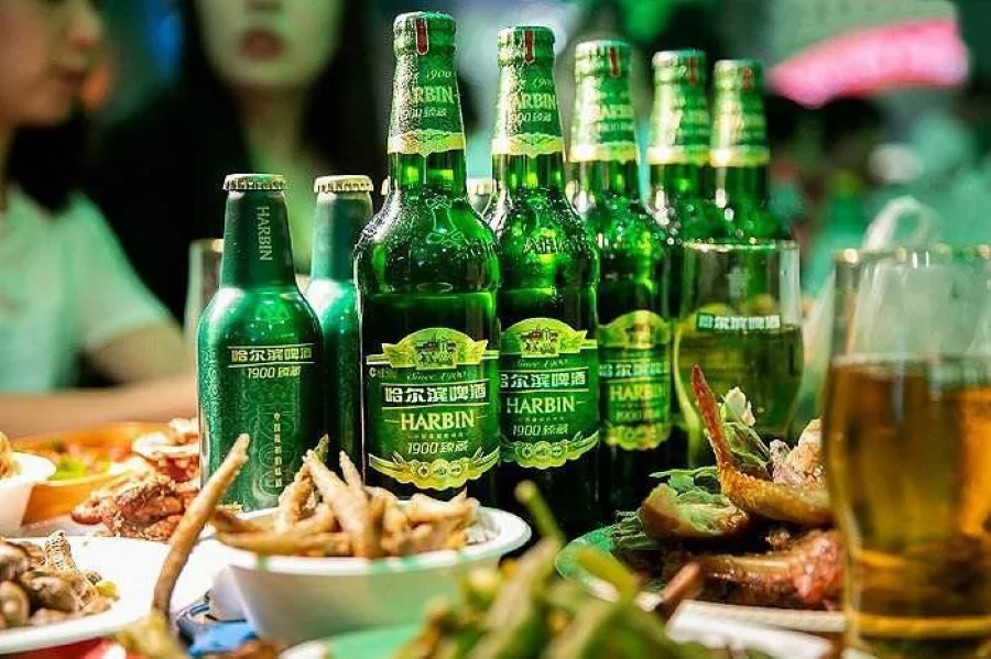 Cáp Nhĩ Tân không chỉ nổi tiếng với vẻ đẹp băng tuyết mà còn được biết đến là cái nôi của ngành sản xuất bia tại Trung Quốc