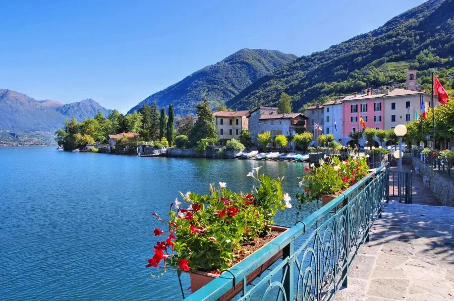 Hồ Lugano - một trong những khu nghỉ dưỡng lý tưởng nhất vào mùa hè ở Thụy Sĩ