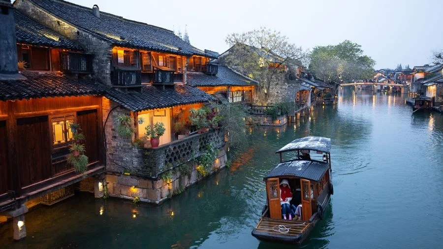 Thưởng lãm cảnh quan tại Ô Trấn, du khách sẽ cảm nhận được tính thẩm mỹ đỉnh cao của Trung Hoa cổ đại 