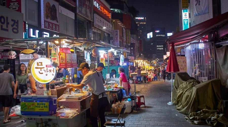 Khám phá khu Chợ Yeouido đặc biệt ở Hàn Quốc