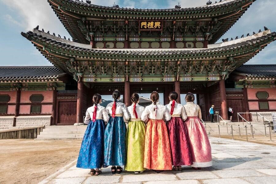Cung điện Gyeongbokgung mang vẻ uy nghiêm và quyền lực
