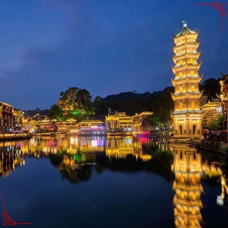 Toàn cảnh các địa điểm tại Phượng Hoàng Cổ Trấn