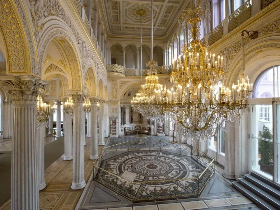 Hội trường Pavilion được mệnh danh là một trong những căn phòng đẹp nhất trong cung điện