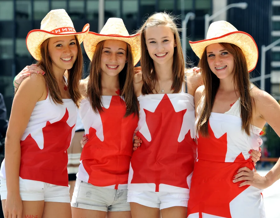 Với nền văn hoá đa dạng, Canada thu hút đông đảo sự quan tâm của nhiều tín đồ du lịch thích khám phá