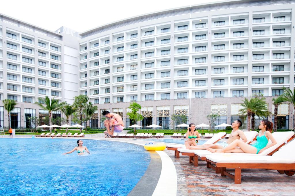 THANH LÝ] Voucher Vinpearl Oasis Phú Quốc cuối tuần - Buffet sáng & Vui chơi