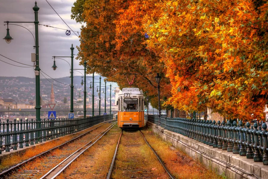 Budapest mang vẻ đẹp kiêu sa, lộng lẫy mỗi khi thu về