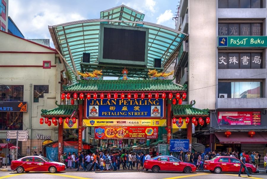 Phố Petaling là một khu phố Tàu nổi tiếng giữa lòng Kuala Lumpur