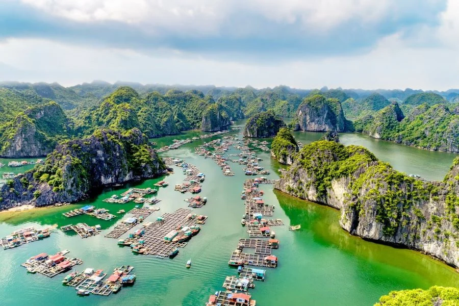 Hải Phòng - thành phố cảng xinh đẹp cũng là một địa điểm du lịch mùa hè lý tưởng cho gia đình 