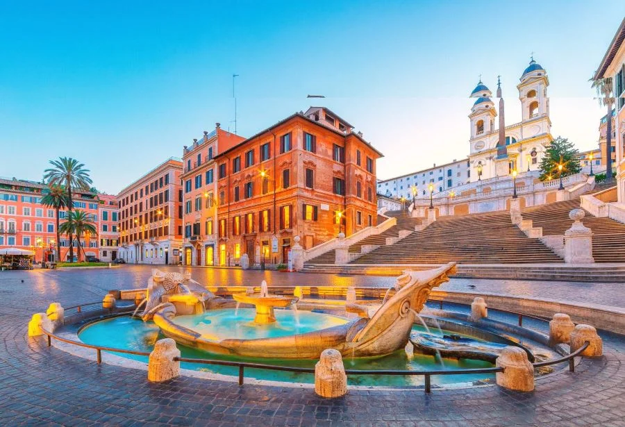 Bậc thang Tây Ban Nha - một trong những tọa độ tham quan và check-in nổi tiếng nhất ở Rome