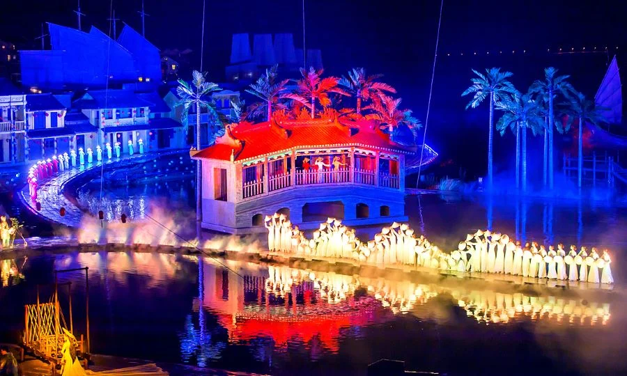 Show trình diễn Ký Ức Hội An là điều tuyệt vời mà bạn không thể bỏ qua khi đến đây