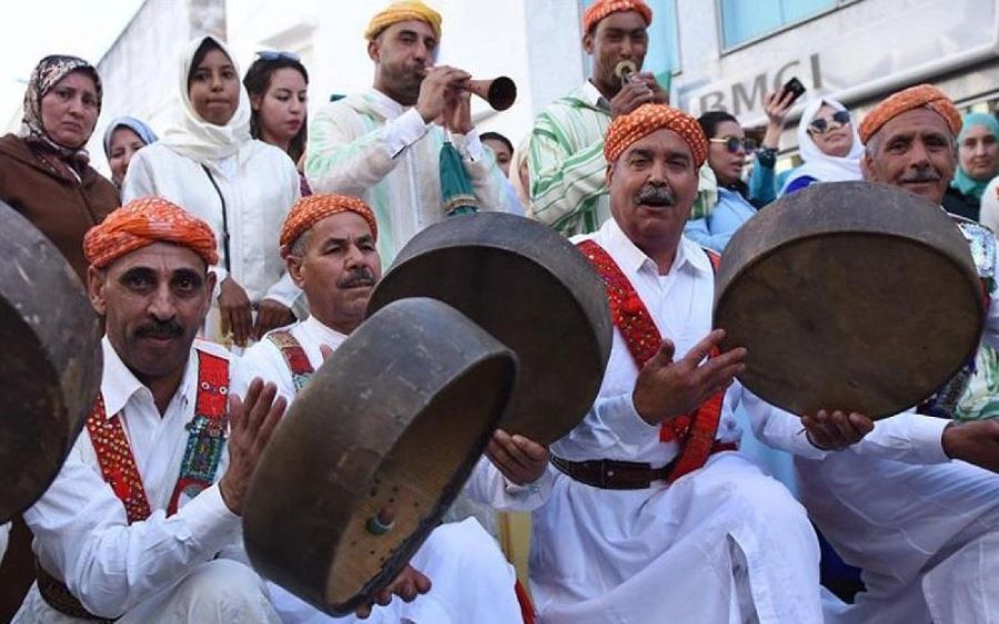 Lễ hội này đánh dấu ngày sinh của nhà tiên tri Muhammad, vị sứ giả cuối cùng của Hồi giáo