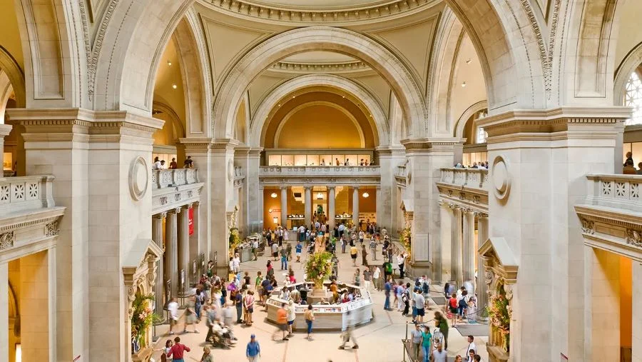Viện bảo tàng Mỹ thuật Metropolitan (The Met) như một ốc đảo nghệ thuật, nơi lưu giữ và trưng bày những tác phẩm nghệ thuật giá trị