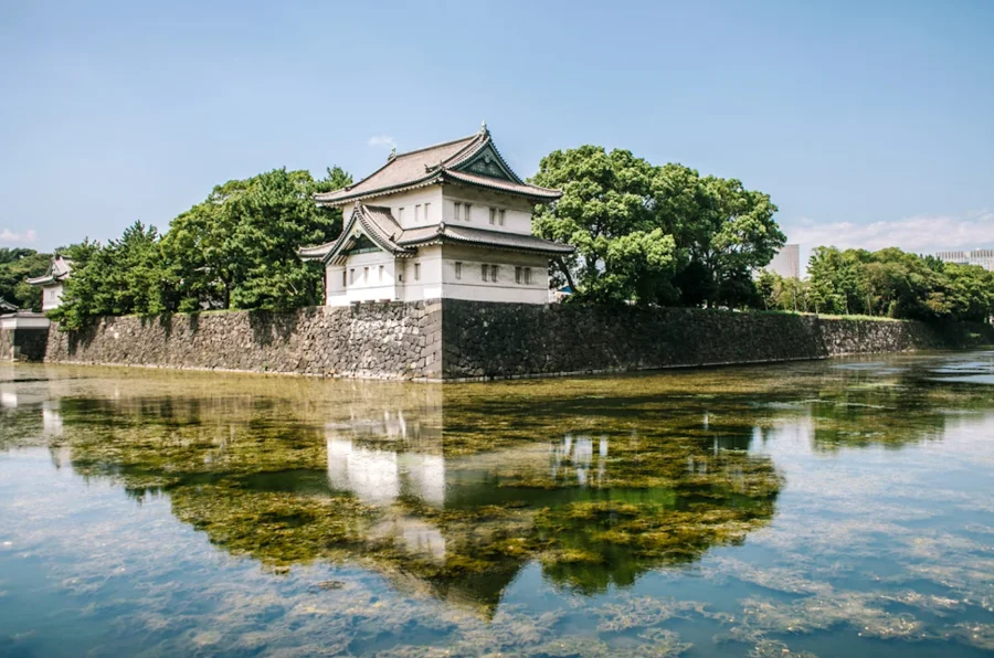 Hoàng cung Tokyo chính là niềm tự hào to lớn của toàn thể người dân Nhật Bản