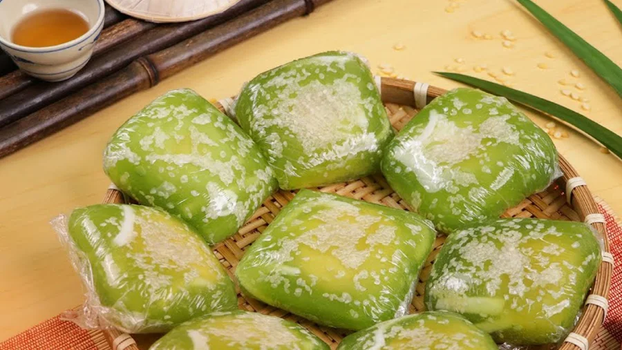 Nhắc đến những món bánh miền Tây gói lá chuối thì không thể bỏ qua bánh xu xê