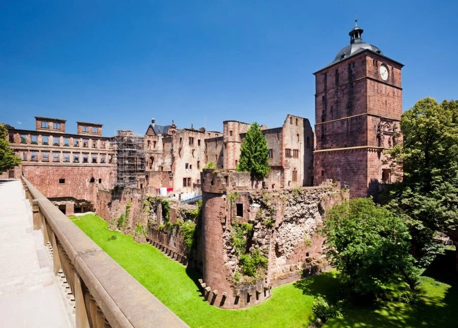 Lâu đài Heidelberg - nơi du khách có thể khám phá những dấu tích lịch sử của một thời huy hoàng