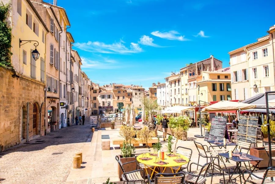 Thành phố Aix-en-Provence thu hút du khách bởi vẻ đẹp độc đáo