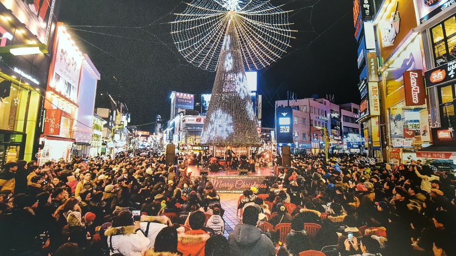Busan là thành phố cảng thu hút khách du lịch vào mỗi dịp giáng sinh
