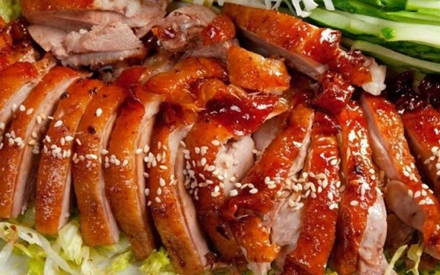 Vịt quay Bắc Kinh vô cùng thơm ngon với phần xử lý nguyên liệu tuyệt đỉnh