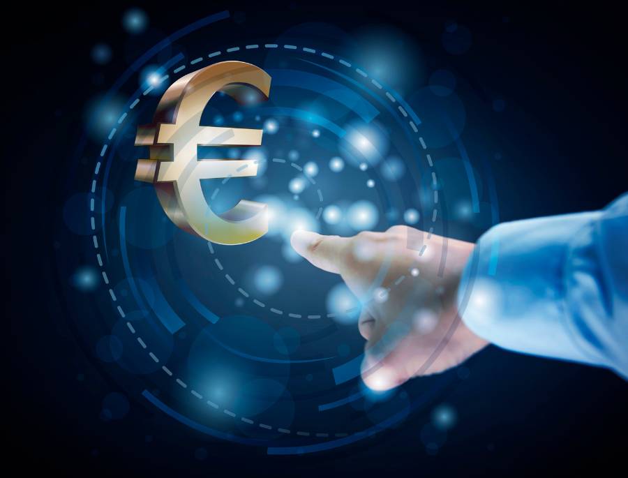 Euro (€) là đơn vị tiền tệ chính thức của 20 quốc gia thành viên Liên minh Châu Âu (EU)