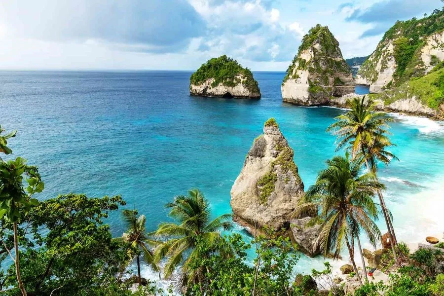 Các bãi biển tại đảo Bali không chỉ tươi đẹp hữu tình mà còn vô cùng sạch sẽ