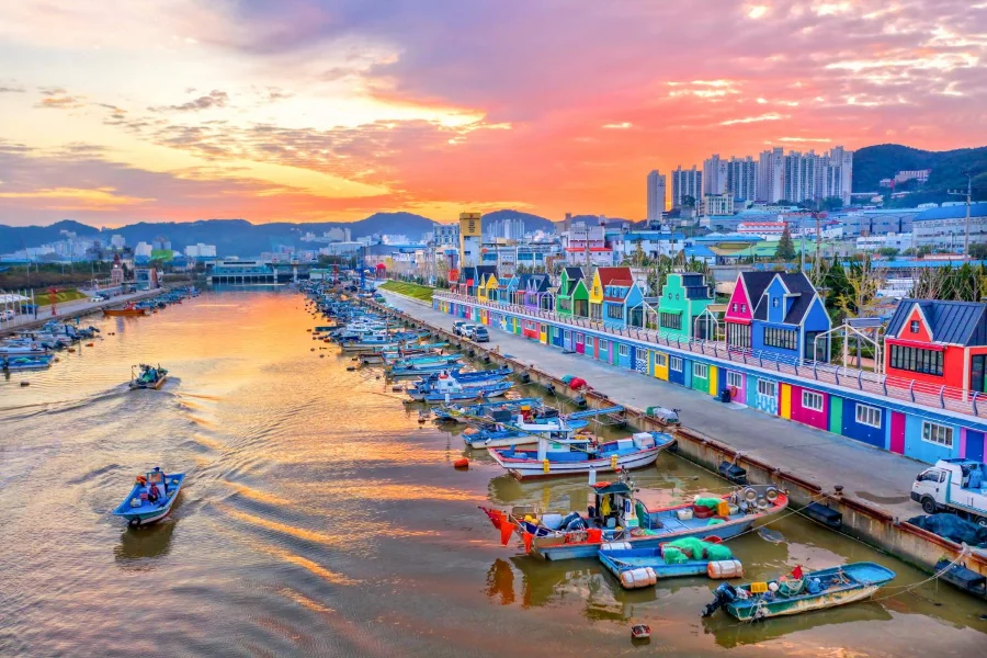 Busan mùa hè hứa hẹn mang đến cho bạn một kỳ nghỉ hè khó quên
