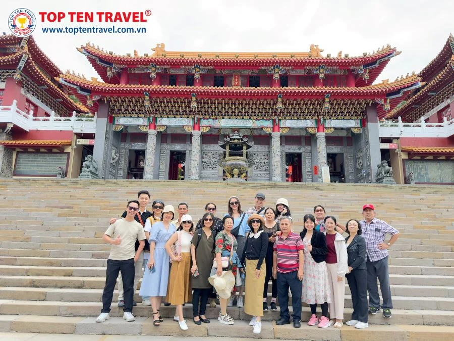 Đoàn khách Top Ten Travel tham quan, khám phá Đài Loan