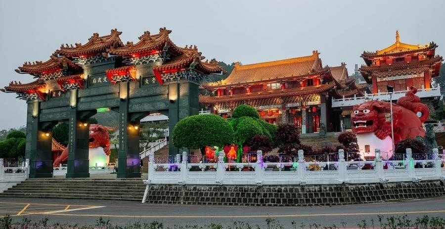 Kiến trúc độc đáo và tráng lệ của đền khổng tử