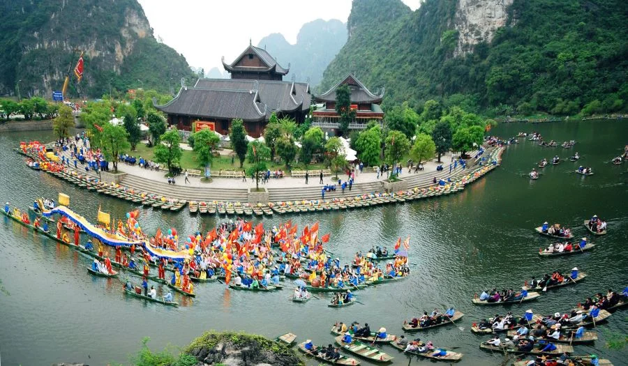 Khám phá những Lễ hội truyền thống tại Ninh Bình mỗi khi xuân về