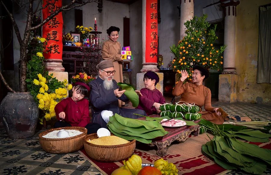 Những hoạt động quen thuộc trong ngày Tết truyền thống của mỗi gia đình Việt Nam