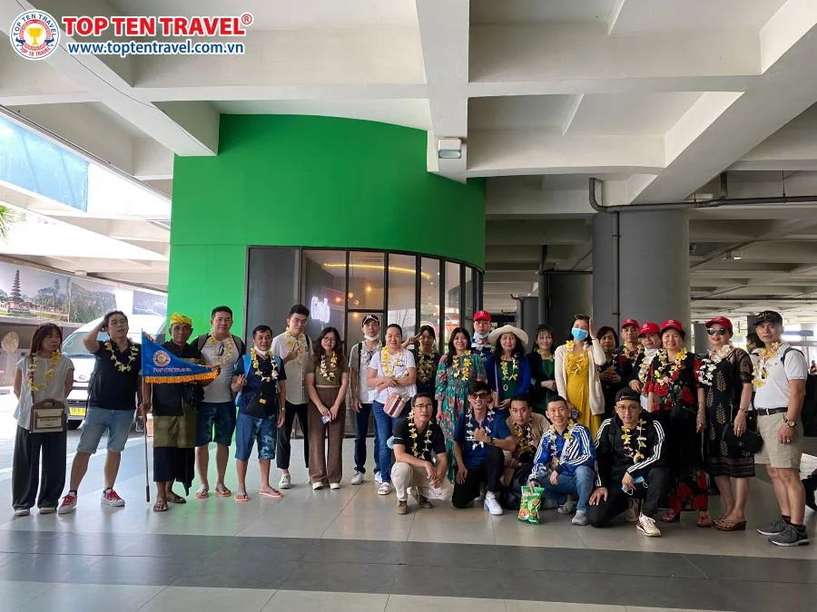 Những vị khách đã tin tưởng lựa chọn dịch vụ của Top Ten Travel