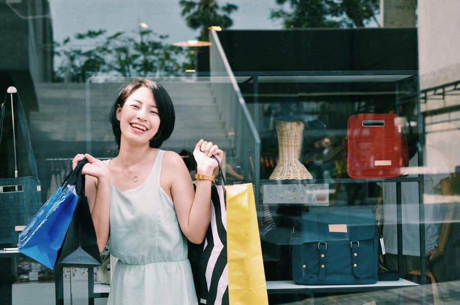 Đừng bỏ qua cơ hội mua sắm khi đi du lịch Hàn Quốc vào dịp đầu năm mới, bạn nhé!