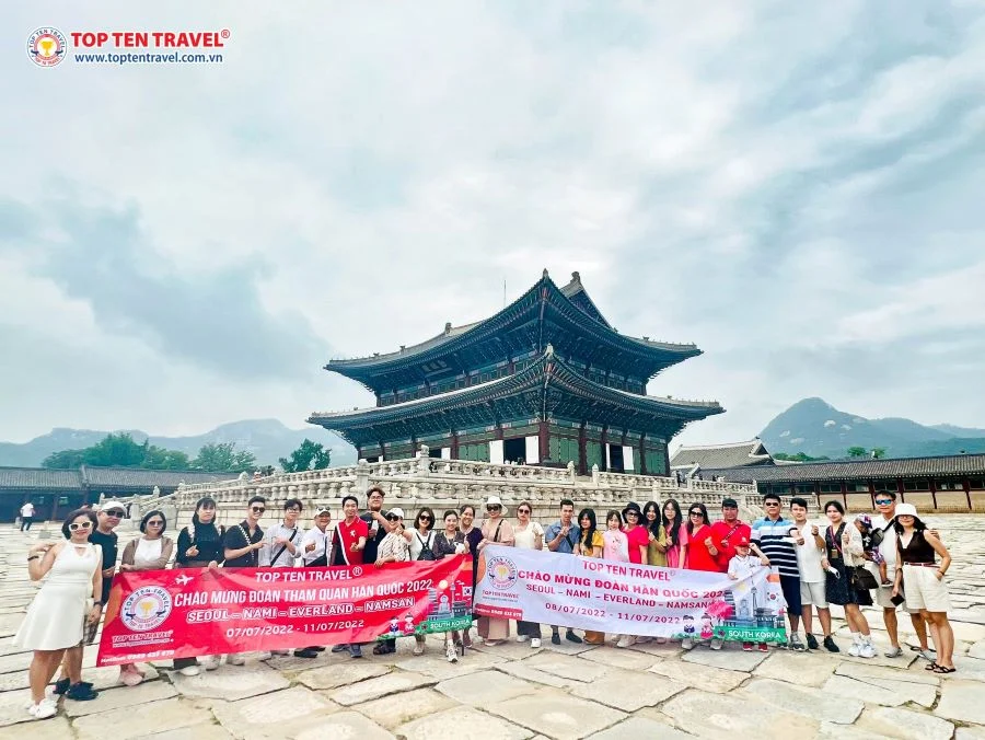 Du lịch nước ngoài dịp lễ 30/04 - 1/5 Top Ten Travel
