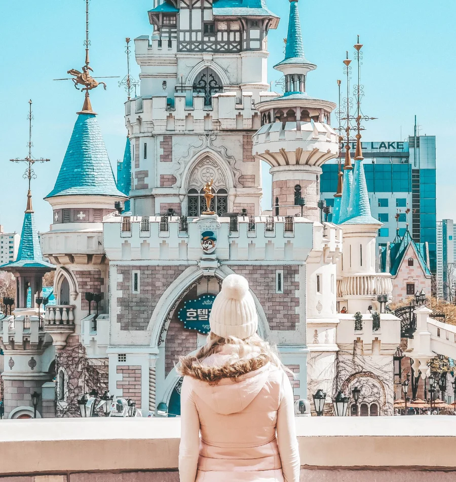 Lotte World thu hút đông đảo các tín đồ du lịch Hàn Quốc đến khám phá và vui chơi