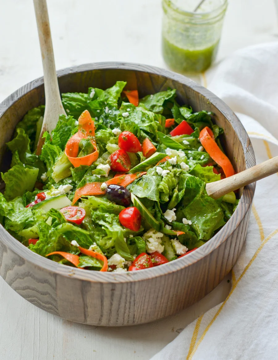 Salad mùa hè - Bữa tiệc dinh dưỡng đầy màu sắc