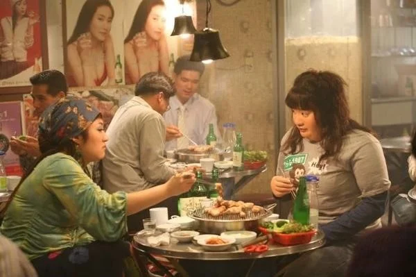 Tiệm thịt nướng Mapo Sutbul Galbi có không gian rộng rãi