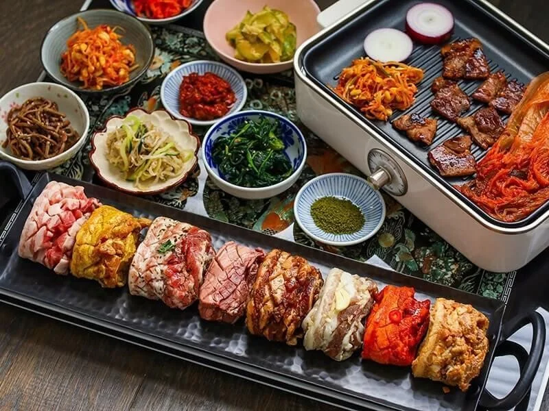 Các món ăn tại Hàn Quốc được ăn kèm với rất nhiều các loại rau