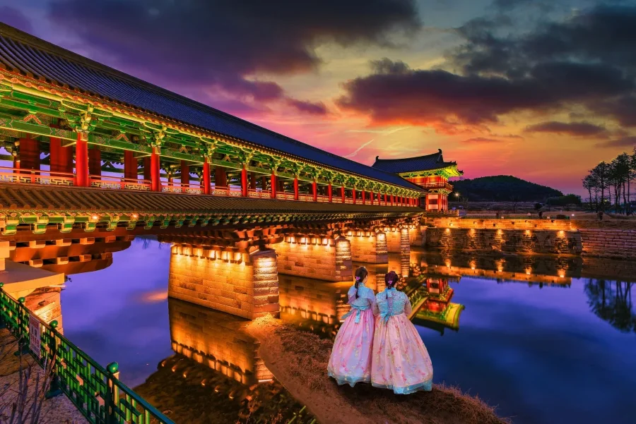 Nếu bạn là người yêu thích lịch sử và văn hóa, Gyeongju chắc chắn là một điểm đến không thể bỏ qua trong chuyến du lịch Hàn Quốc sắp đến