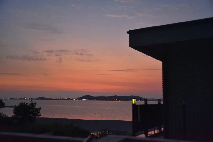 Bãi biển Eulwangri, tọa lạc tại Jung-gu, Incheon, là một trong những bãi biển nổi tiếng nhất Hàn Quốc