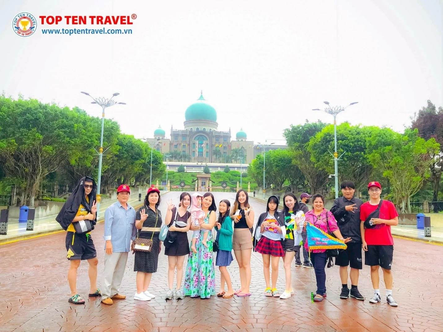 Tour Singapore - Indonesia - Malaysia của Top Ten Travel