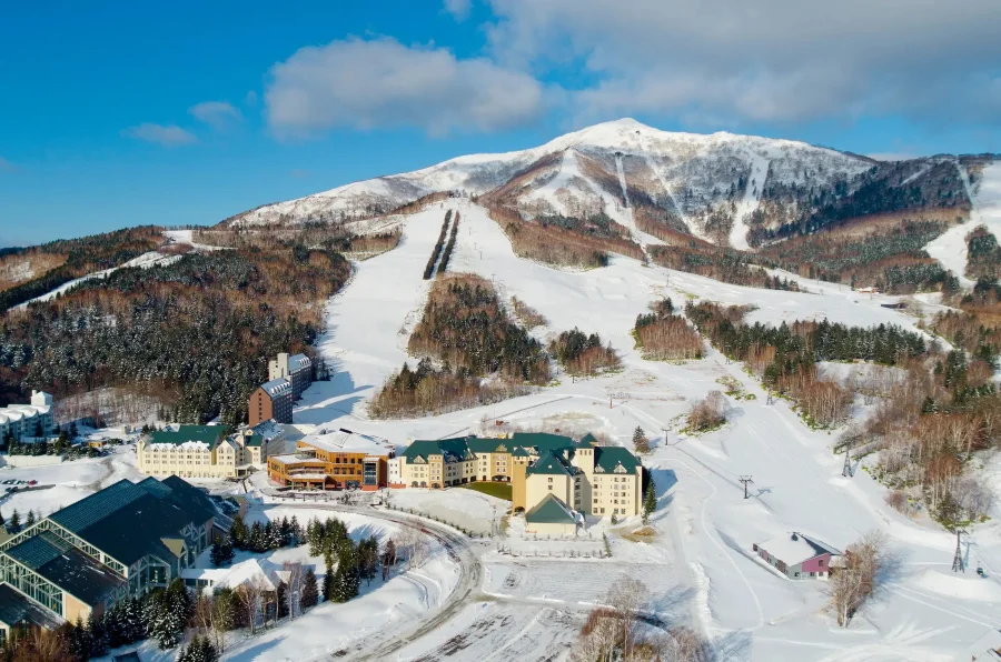 Tomamu ở Hokkaido sở hữu ngôi làng băng tuyết tuyệt đẹp cực kỳ nổi tiếng