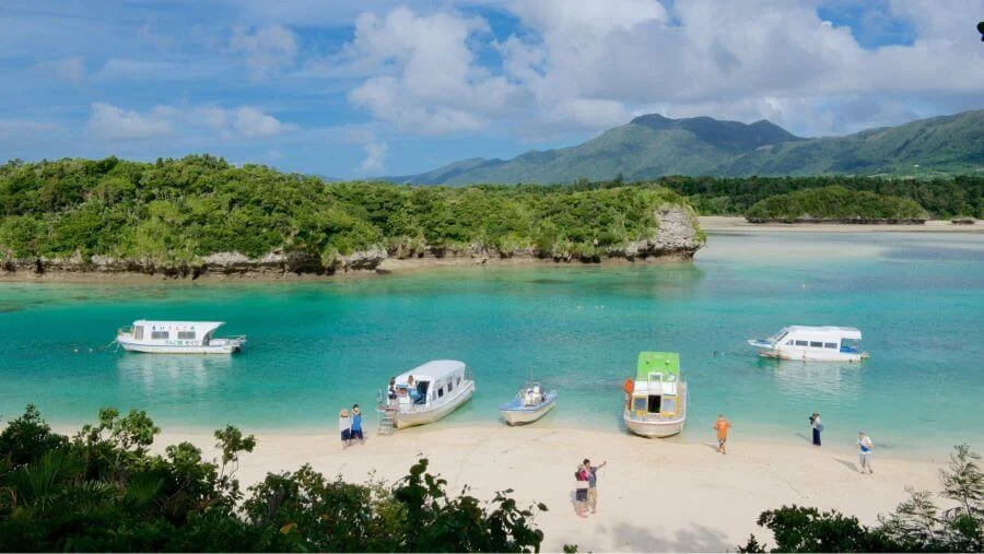 Vịnh Kabira là một sự gợi ý tuyệt vời dành cho những ai yêu thích vẻ đẹp thiên nhiên hoang sơ và quyến rũ