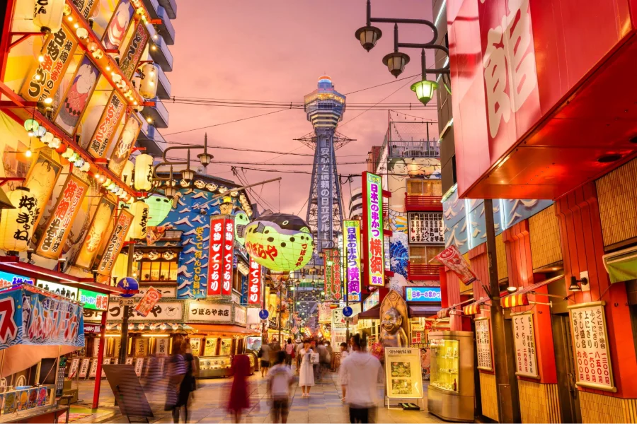 Shinsekai là một khu phố sôi động tọa lạc tại Ebisu-higashi, Osaka