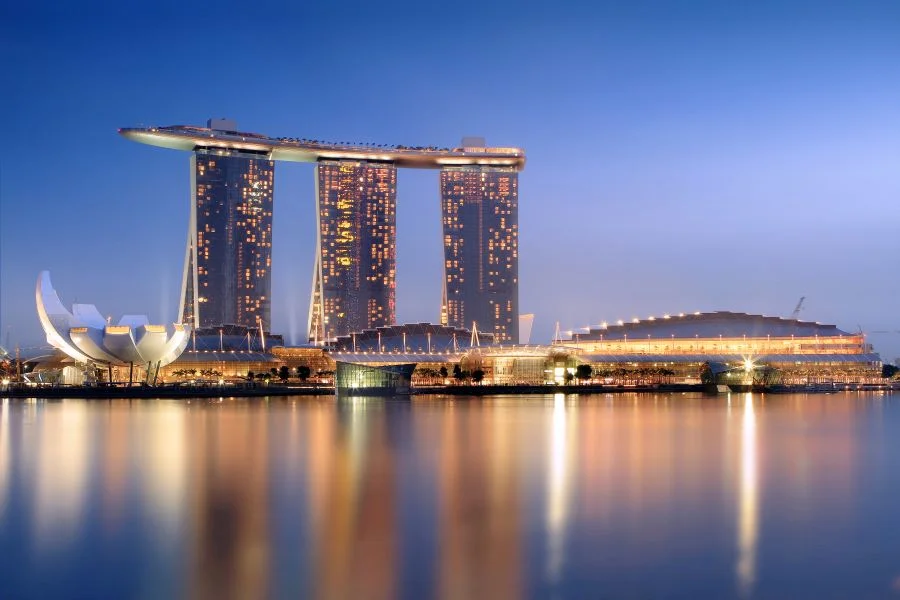 Marina Bay Sands là trung tâm mua sắm xa xỉ đẳng cấp thế giới dành cho giới thượng lưu
