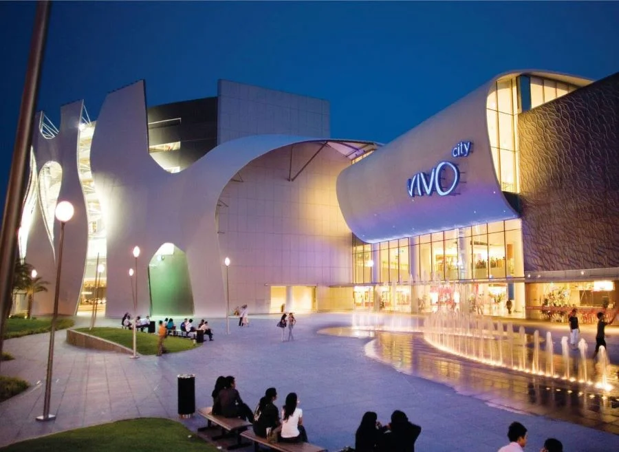 VivoCity là trung tâm mua sắm đa dạng các mặt hàng từ tầm trung đến cao cấp
