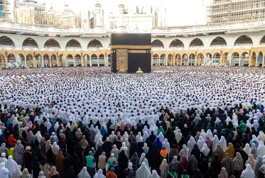 Lễ hội Ramadan thu hút lượng lớn người dân tham gia