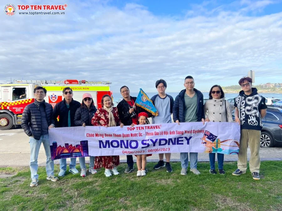 Đoàn khách Top Ten Travel tham quan khám phá nước Úc