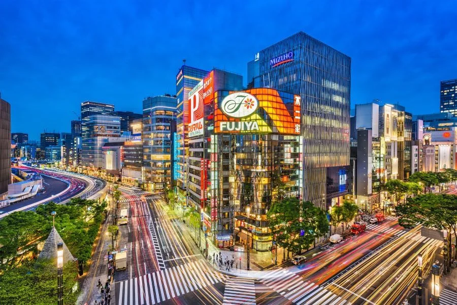 Ginza là một trong những điểm tham quan nổi tiếng của thành phố