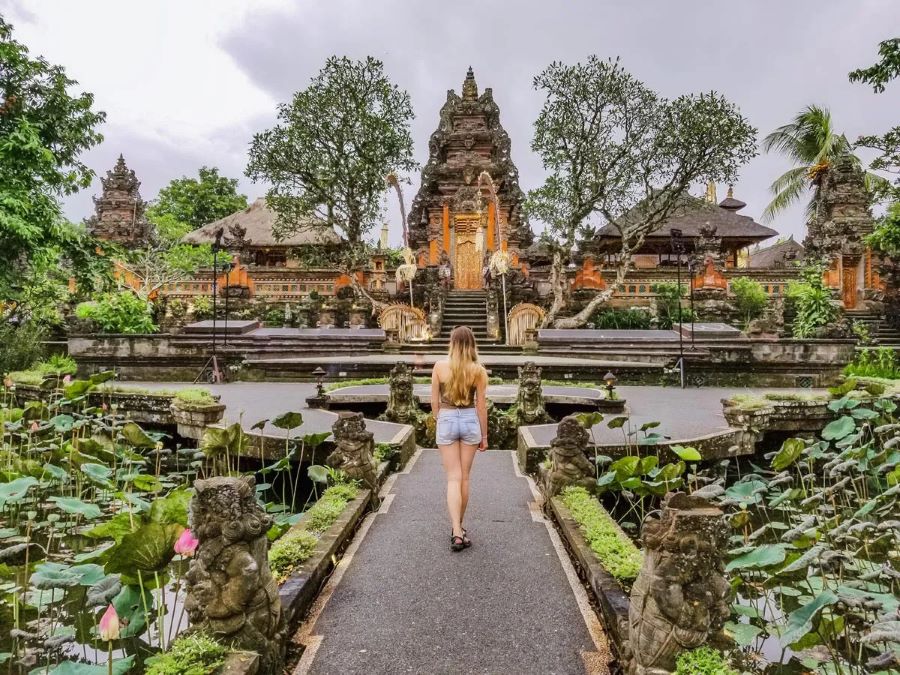 Thị trấn Ubud vẫn giữ được gần như nguyên vẹn những nét kiến trúc độc đáo cổ xưa